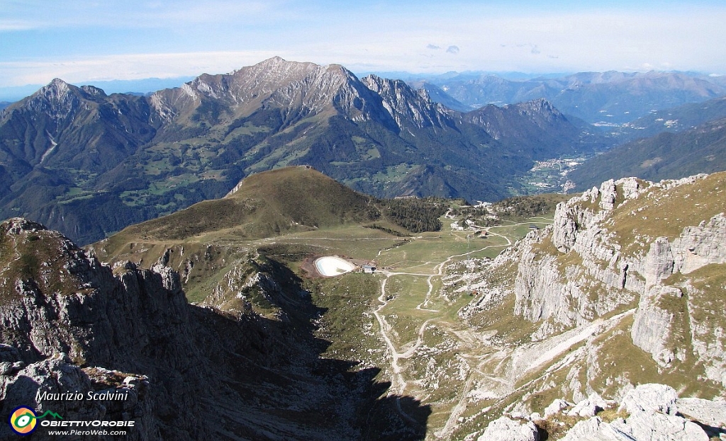 13 Con panorama sulla Valsassina....JPG